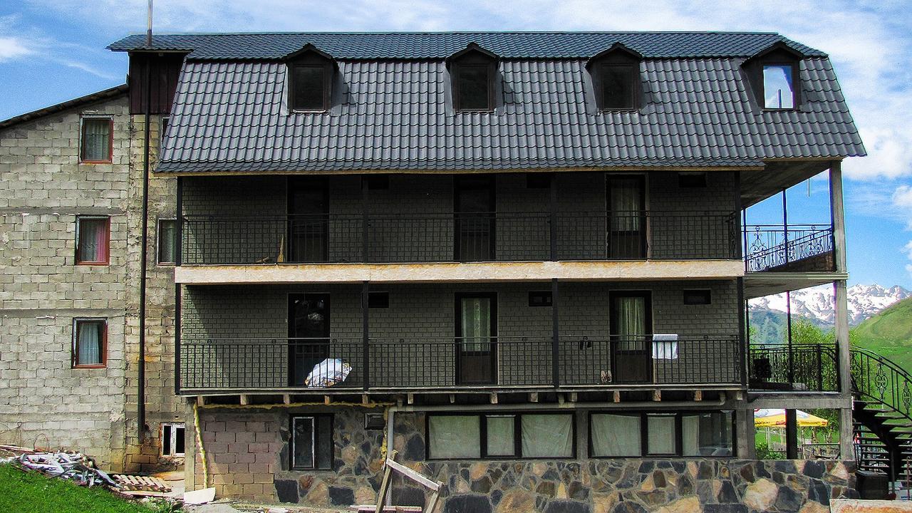 Ushguli Panorama Guest House Exterior foto